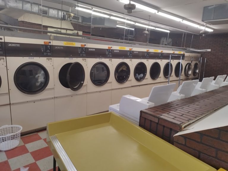 8376 double bubble laundry services is a laundromat near me in lenoir north carolina 768x576