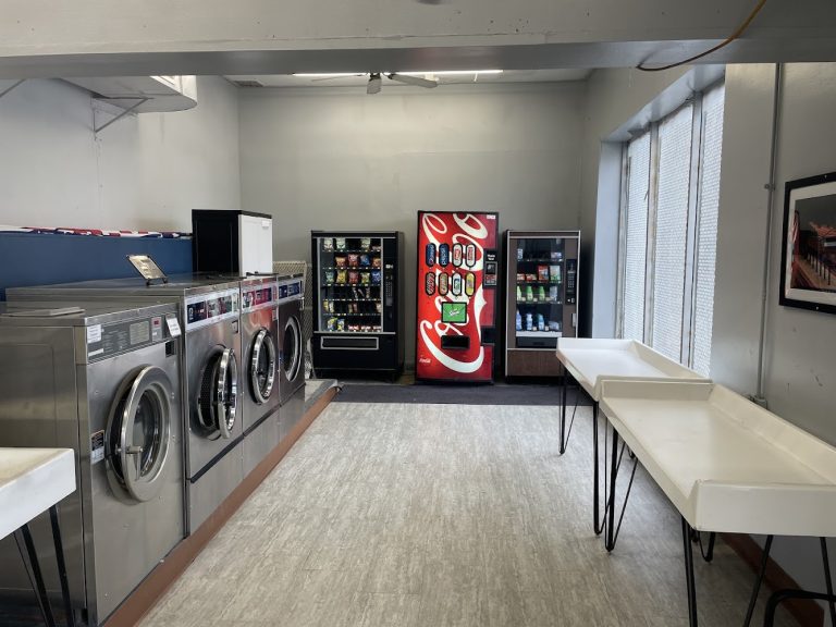 8381 spin city laundromat is a laundromat near me in high point north carolina 768x576
