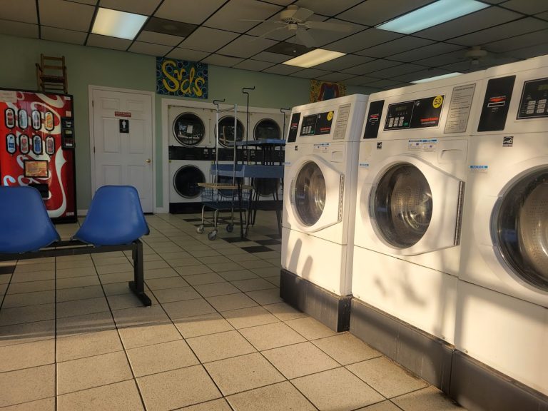 8409 daisy fresh laundry is a laundromat near me in gastonia north carolina 768x576