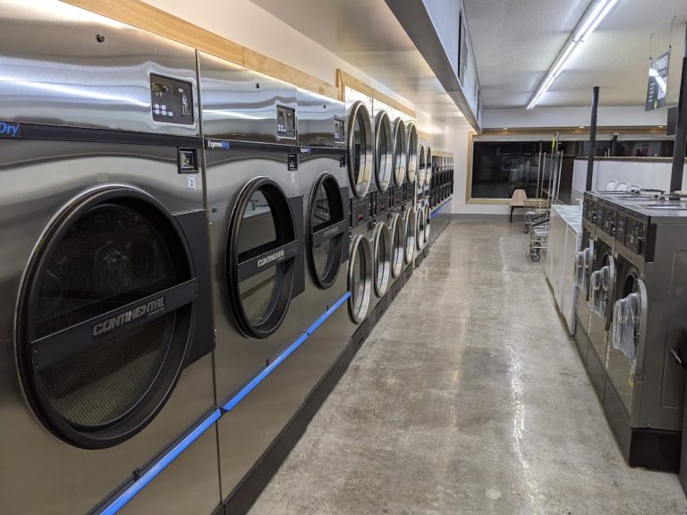 8428 the bubble laundry co. is a laundromat near me in grand forks north dakota 768x576