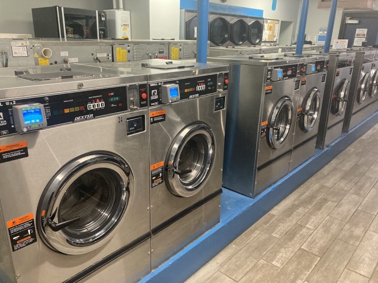 8447 all washed up laundromat is a laundromat near me in minot north dakota 768x576