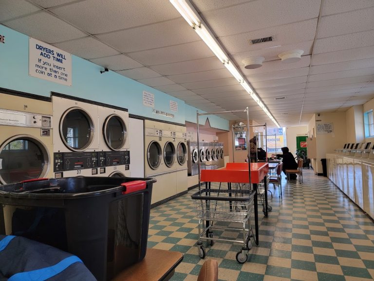 8511 havelock laundromat is a laundromat near me in lincoln nebraska 768x576