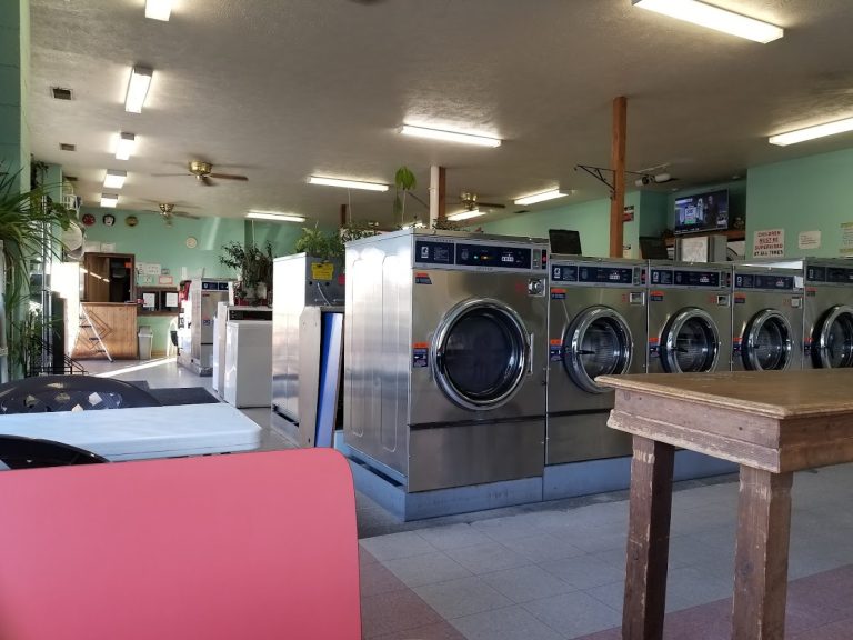 8578 mimis coin laundry is a laundromat near me in la vista nebraska 768x576