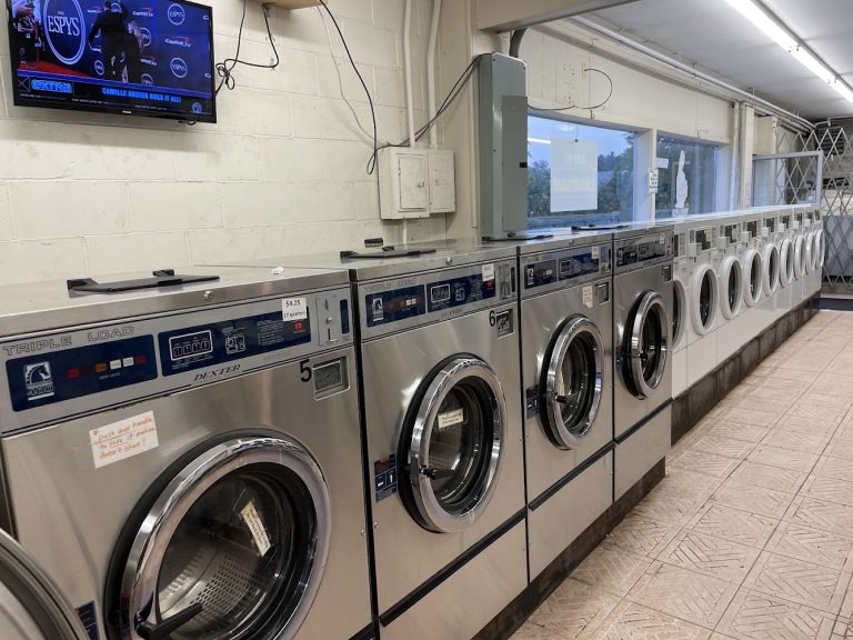 8713 hampton cleaners laundromat is a laundromat near me in hampton new hampshire 768x576