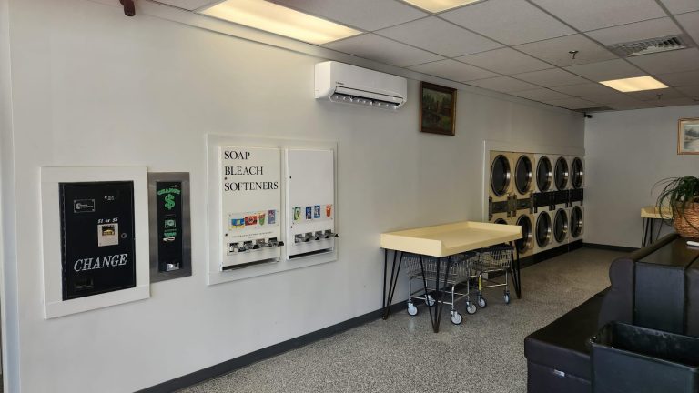 8718 lakeside laundry is a laundromat near me in gilford new hampshire 768x432