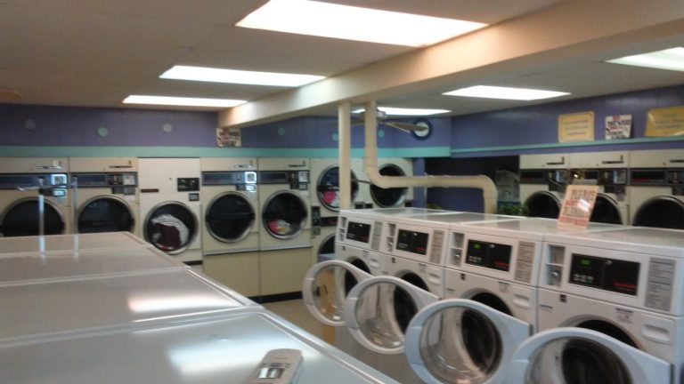 8752 shop drop dry laundromat is a laundromat near me in manchester new hampshire 768x432