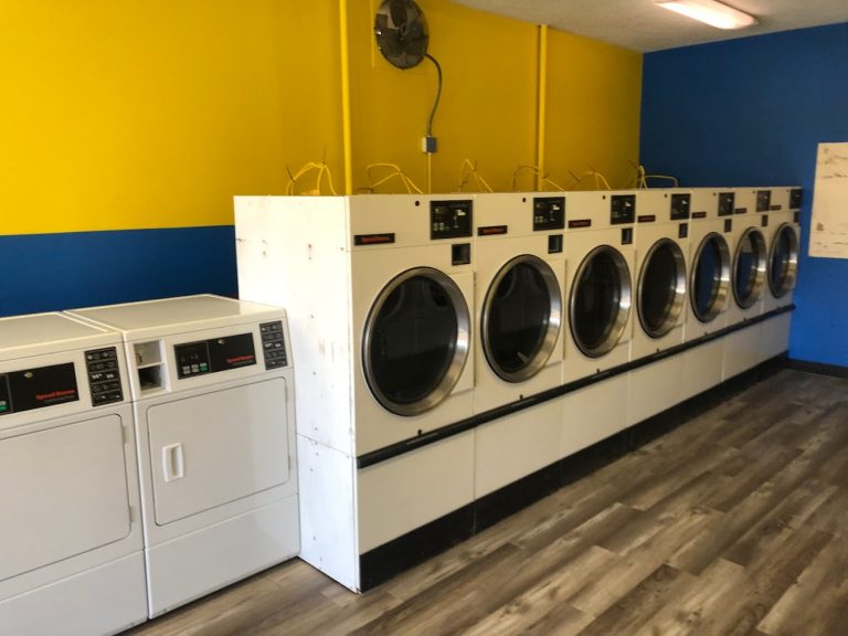 8764 w pearl street laundry is a laundromat near me in nashua new hampshire 768x576