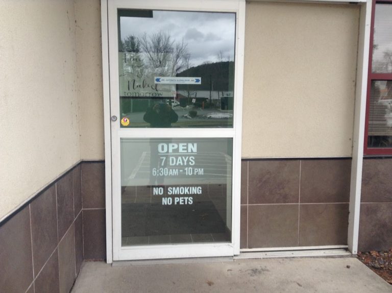 8769 village laundromat fmr. bird house laundry is a laundromat near me in swanzey new hampshire 768x574