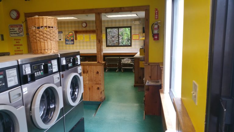 8800 speedy wash n go is a laundromat near me in belmont new hampshire 768x432
