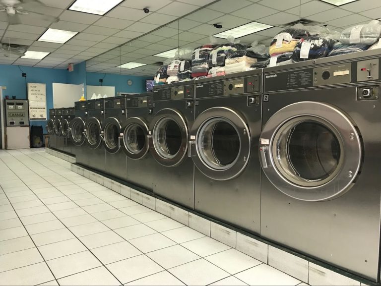 8847 lucky laundromat is a laundromat near me in jersey city new jersey 768x577