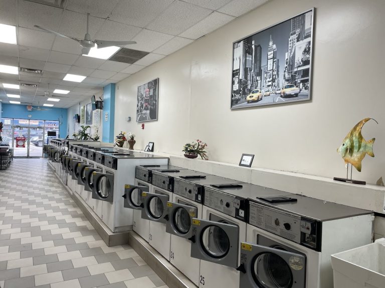9155 retro laundromat wash and fold customers laundry services is a laundromat near me in roselle new jersey 768x576