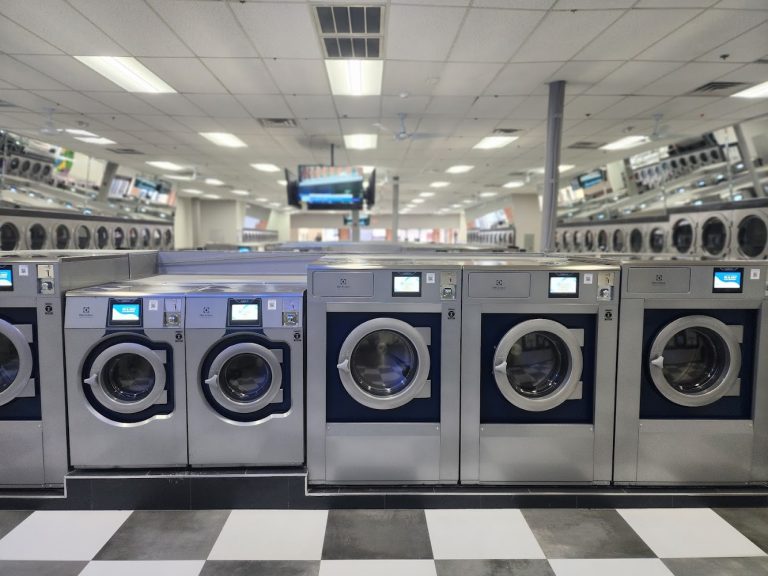 9181 bubbles are us laundromats is a laundromat near me in paterson new jersey 768x576