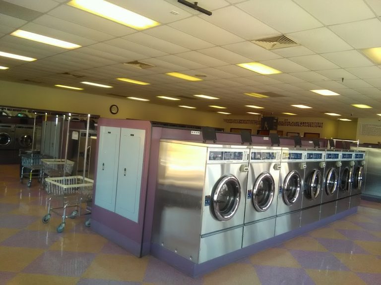 9272 spin city laundromat is a laundromat near me in socorro new mexico 768x576
