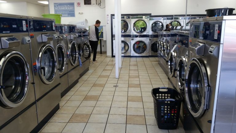 9347 wash tub laundromat is a laundromat near me in santa fe new mexico 768x432