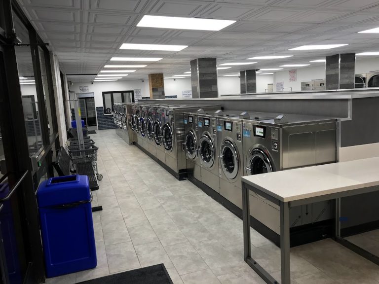 9448 spin cycle wash and dry is a laundromat near me in reno nevada 768x576
