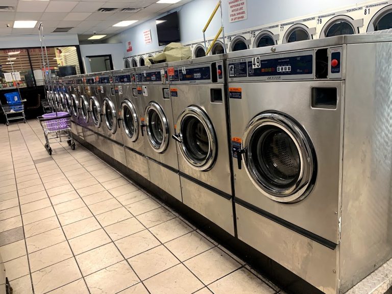 9499 wizard of suds laundromat is a laundromat near me in las vegas nevada 768x576