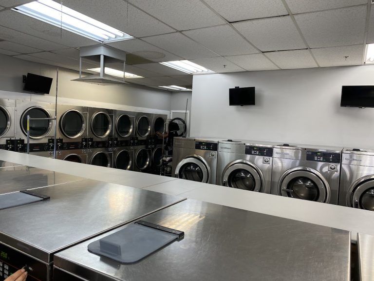 9505 busy bubblez laundromat is a laundromat near me in las vegas nevada 768x576