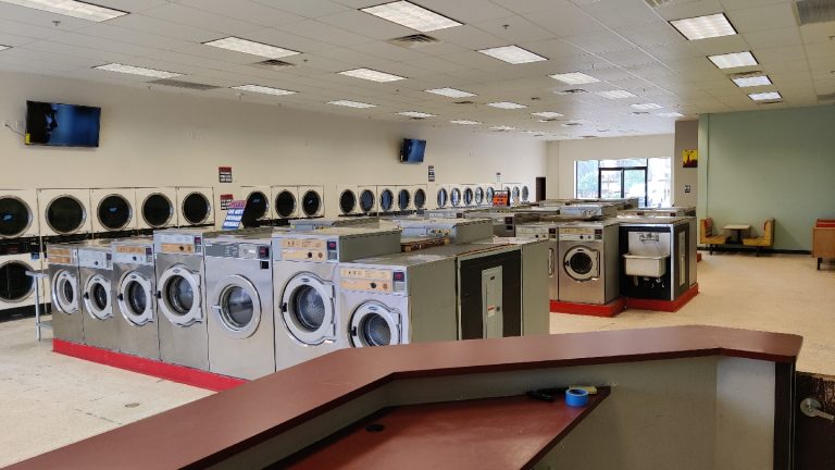 9522 laundry king laundromat is a laundromat near me in las vegas nevada 768x432