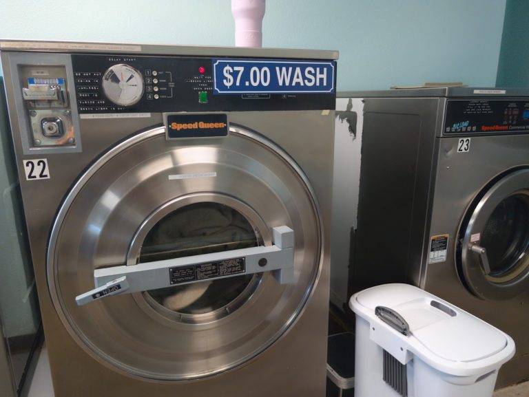 9590 fresh and clean laundry is a laundromat near me in gardnerville nevada 768x577