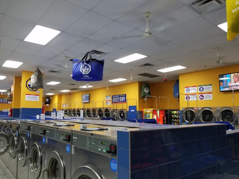 9778 clean rite center is a laundromat near me in south richmond hill new york 768x576