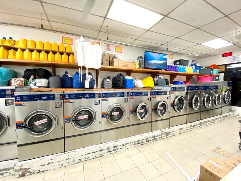 9909 si laundromat is a laundromat near me in brooklyn new york 768x576