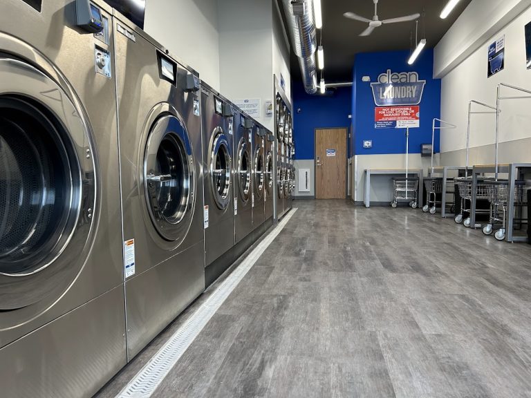 9992 clean laundry is a laundromat near me in toledo ohio 768x576