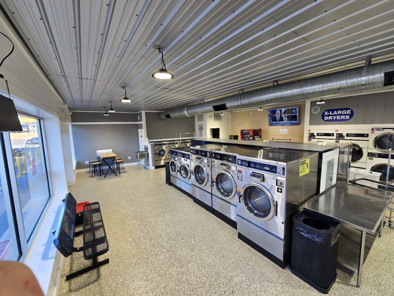 11579 r 2 laundry is a laundromat near me in easley south carolina 768x576