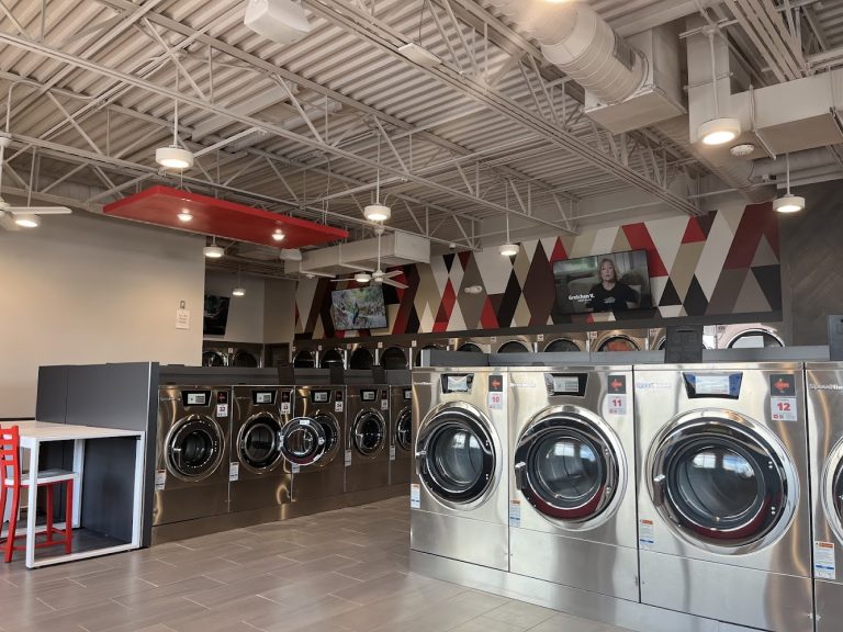 11593 speed queen laundry is a laundromat near me in greenville south carolina 768x576
