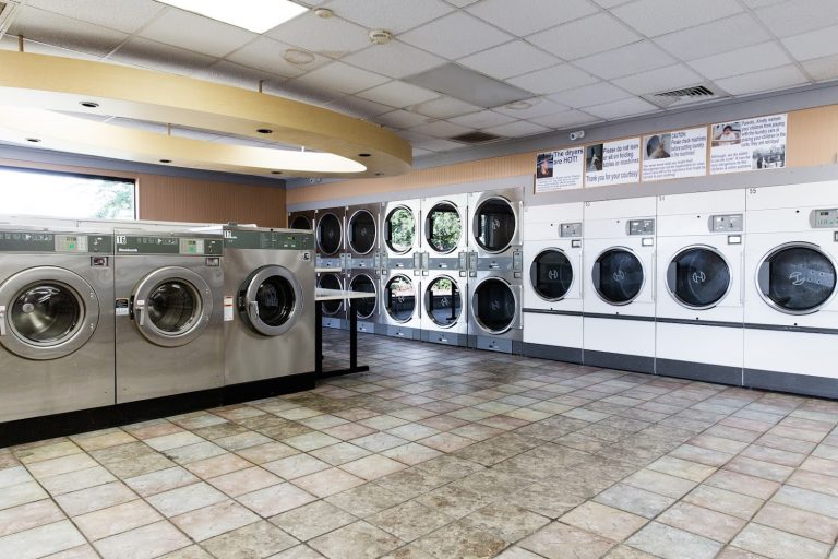 11936 spin city millington is a laundromat near me in millington tennessee 768x512