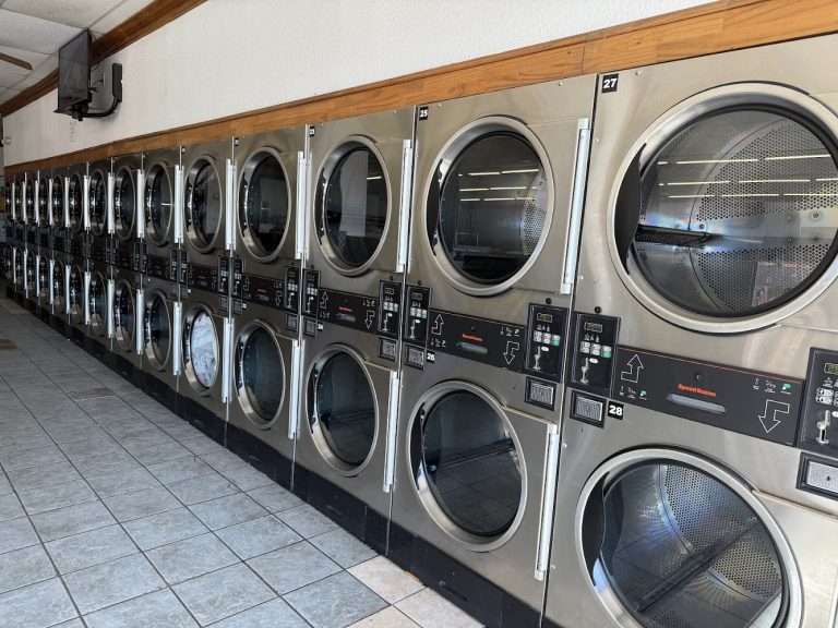 12267 big coin laundry is a laundromat near me in mckinney texas 768x576