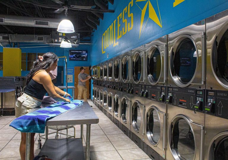 12282 coinless laundry is a laundromat near me in austin texas 768x540