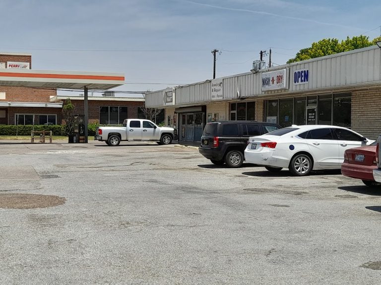 12298 wash n dry is a laundromat near me in temple texas 768x576