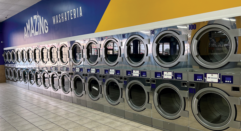 12351 amazing washateria is a laundromat near me in houston texas 768x418