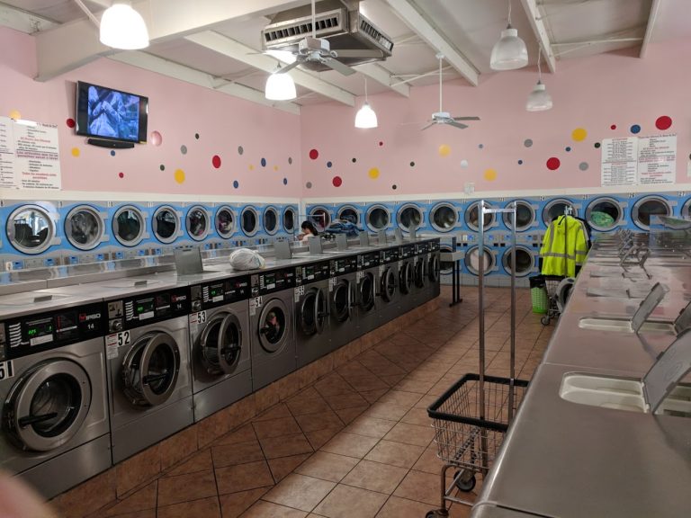 12397 wash n dry is a laundromat near me in grand prairie texas 768x576