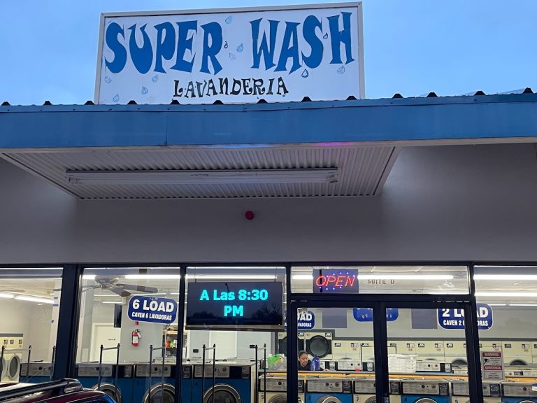 12400 super wash is a laundromat near me in grand prairie texas 768x576