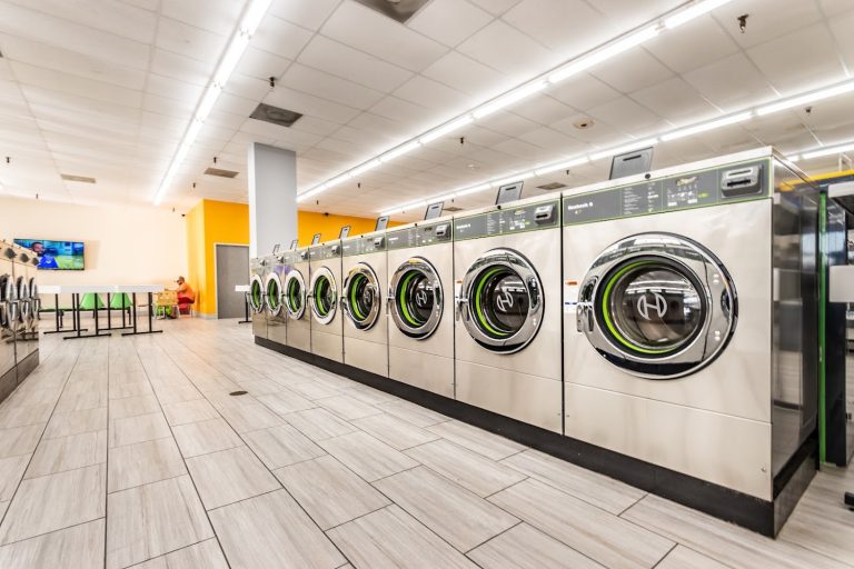 12424 ultra lavanderia is a laundromat near me in pasadena texas 768x512