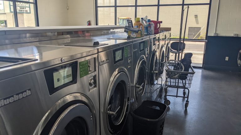 12639 oasis dry cleaner laundromat is a laundromat near me in american fork utah 768x432