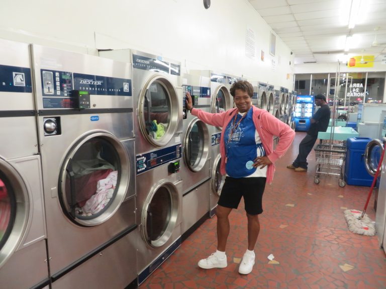 13011 laundry land is a laundromat near me in norfolk virginia 768x576