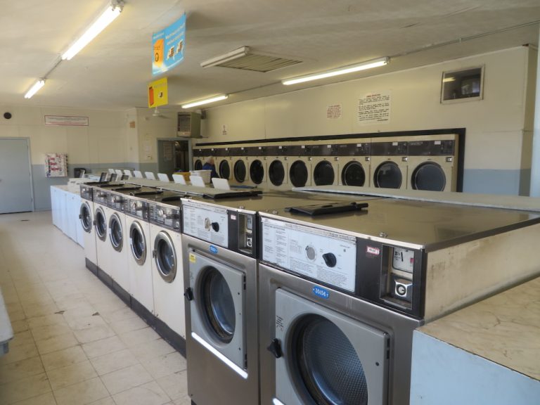 13089 halifax coin laundry is a laundromat near me in halifax virginia 768x576