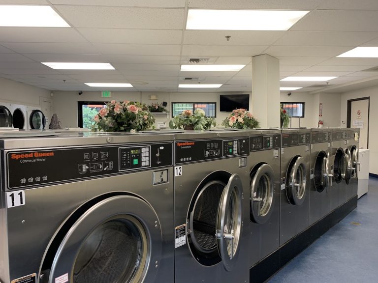 13440 empire speed wash laundromat is a laundromat near me in seattle washington 768x576