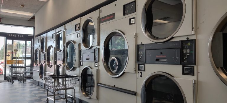 13454 maple valley lake laundromat is a laundromat near me in maple valley washington 768x350