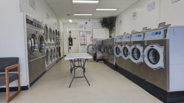 13456 star lake laundromat is a laundromat near me in kent washington 768x432
