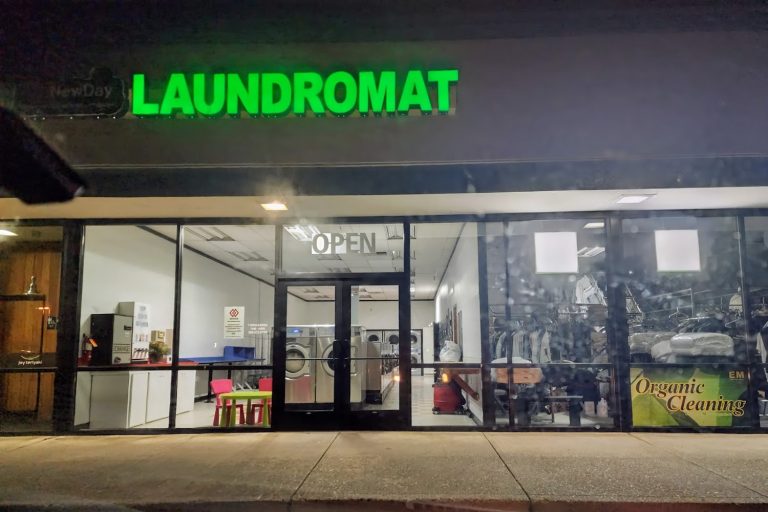 13491 newday laundromat is a laundromat near me in vancouver washington 768x512