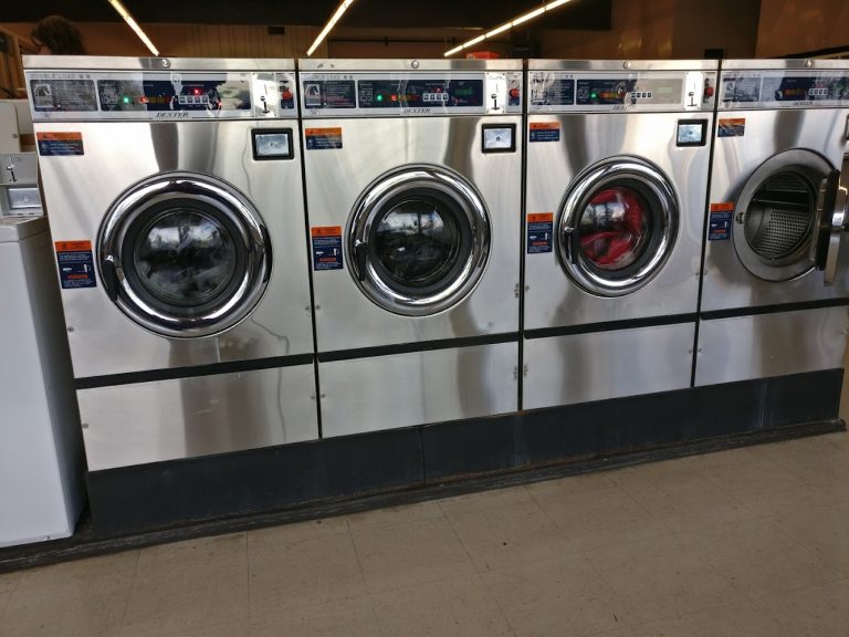 13506 dutch maid laundry dry cleaning is a laundromat near me in oak harbor washington 768x576