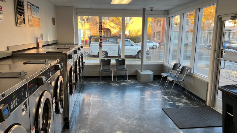 13565 6th ave. speed wash is a laundromat near me in tacoma washington 768x432