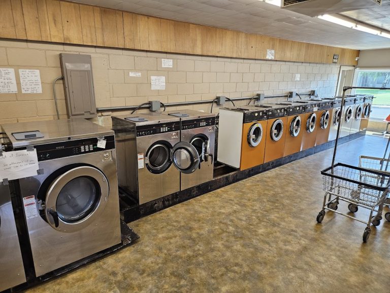 13641 swiss village laundry is a laundromat near me in clarkston washington 768x576