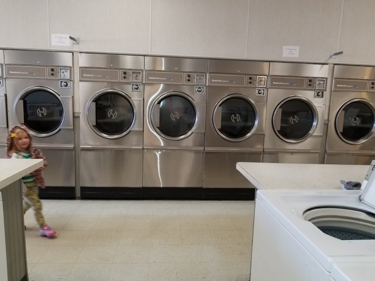 13787 coachlite laundromat is a laundromat near me in baraboo wisconsin 768x576