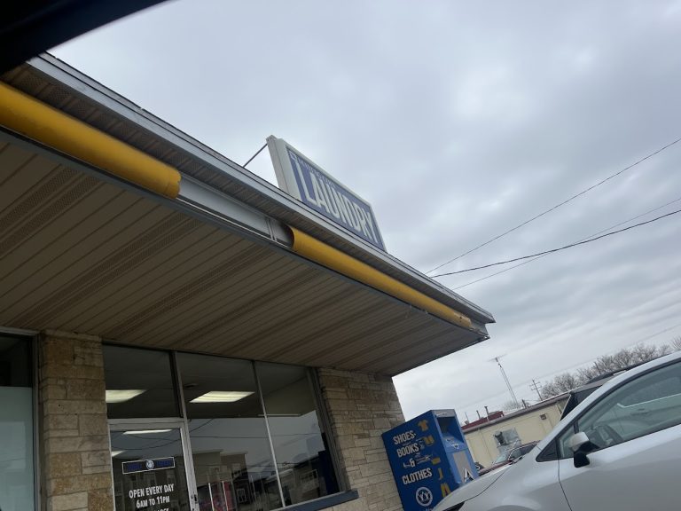 13936 maytag coin laundry is a laundromat near me in sussex wisconsin 768x576