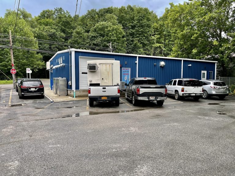 14086 laundry hub hotspot is a laundromat near me in triadelphia west virginia 768x576