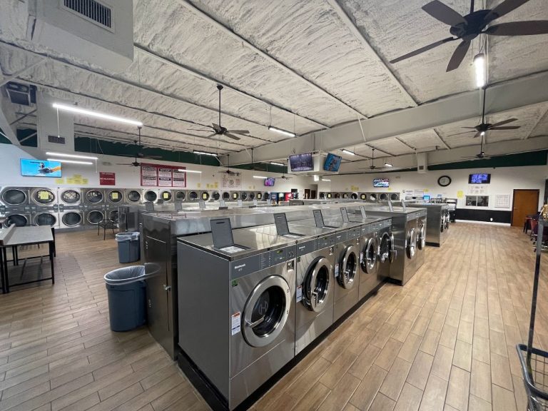 14333 amigo wash dry is a laundromat near me in fort worth texas 768x576